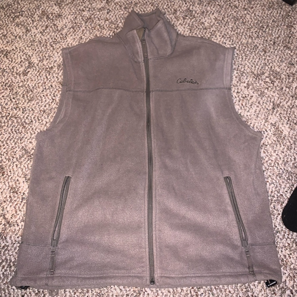 Cabelas Vest
